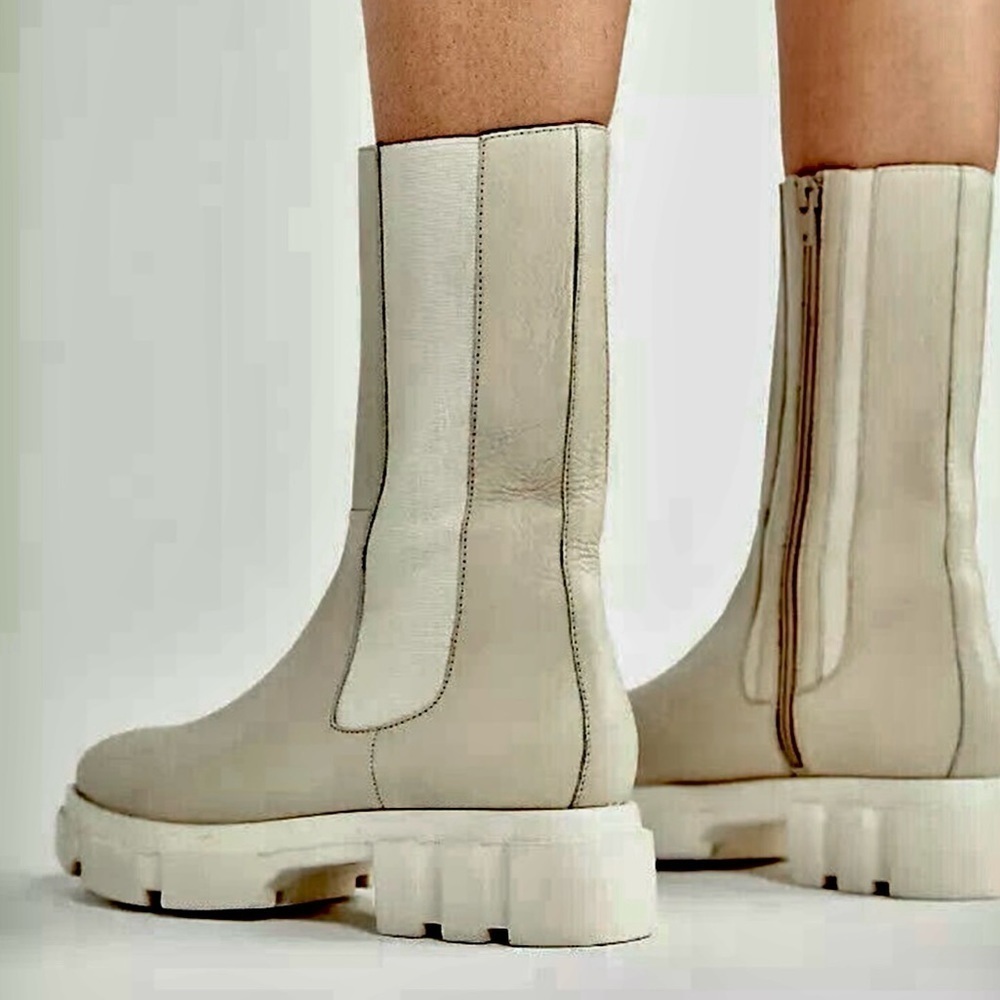 Free People Brooks Chalk Lug Boots Size 10 Leather Chelsea Mid-Calf